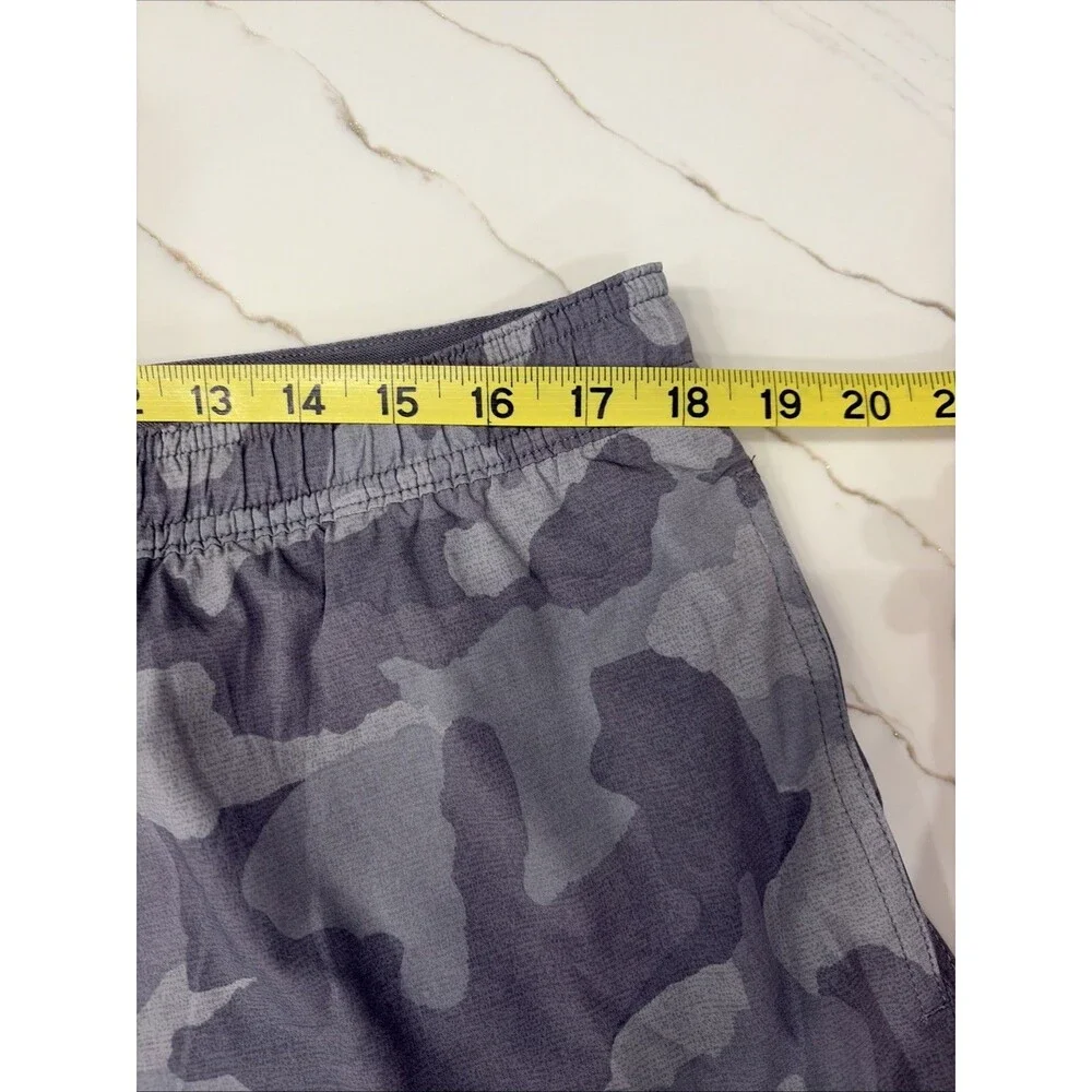 Kirkland Signature Men's Stretch Swim Shorts Grey Cammo Size XL Beach Swim